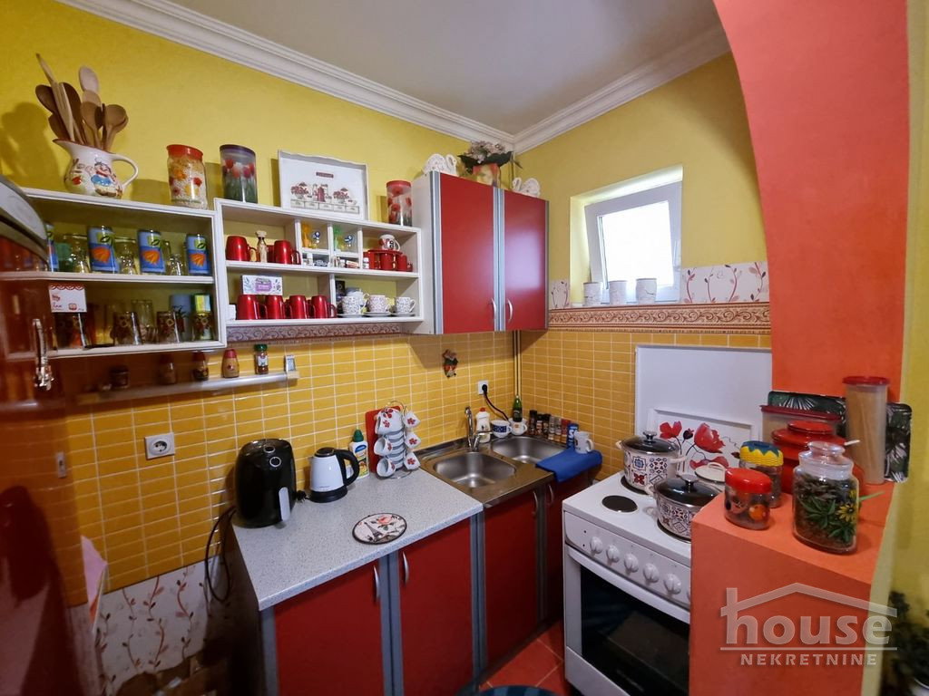kuce-klisa-vidovdansko-naselje-3091173-j2mhp Kuća na prodaju, Klisa, Novi Sad, 163m², 1. sprat, 180.000 €