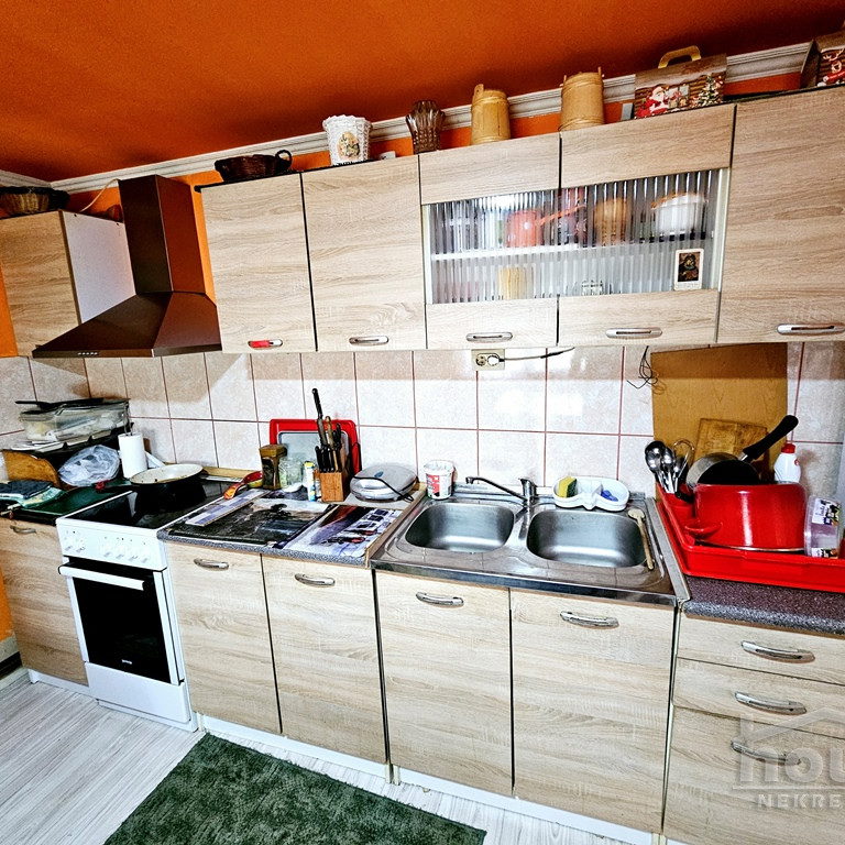Kuća Prodaja Novi Sad  220 m2