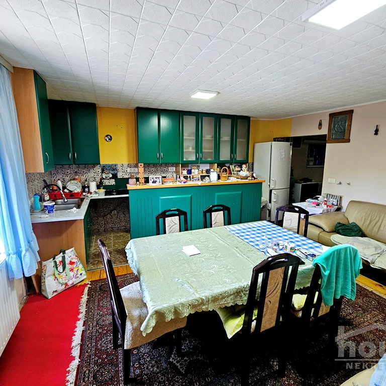 Kuća na prodaju, Ledinci Novi, Novi Sad, 220m², Prizemlje, 154.500 €
