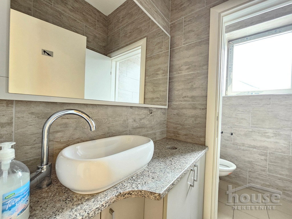 Kuća Prodaja Novi Sad Kuća Prodaja Novi Sad 970 m2