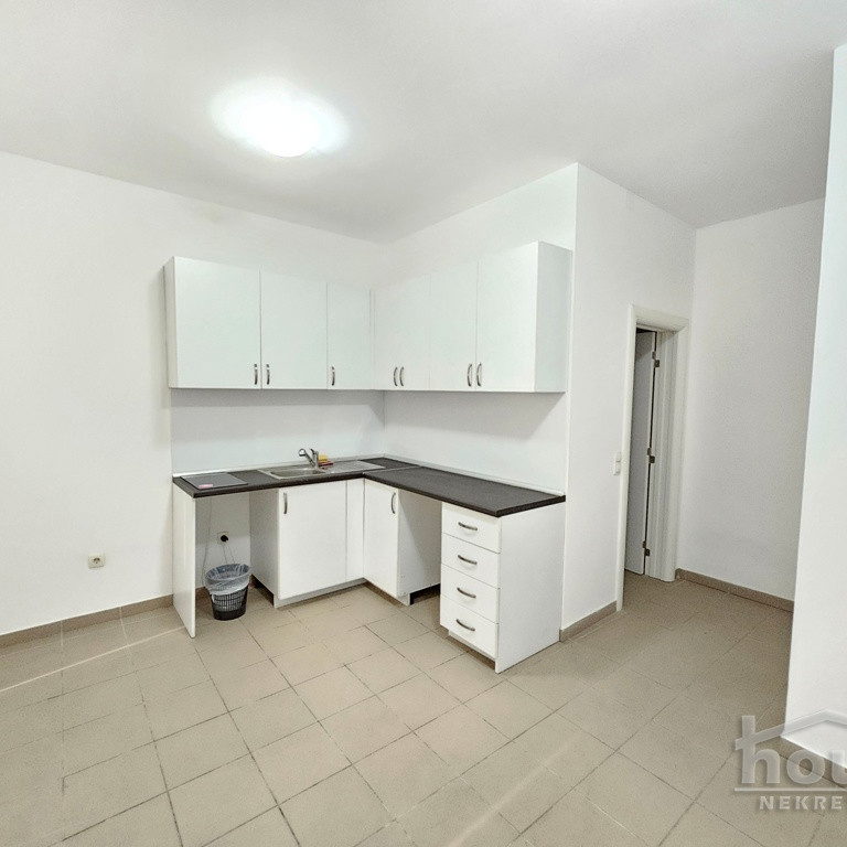 Kuća na prodaju, Lipov Gaj, Novi Sad, 970m², 950.000 €