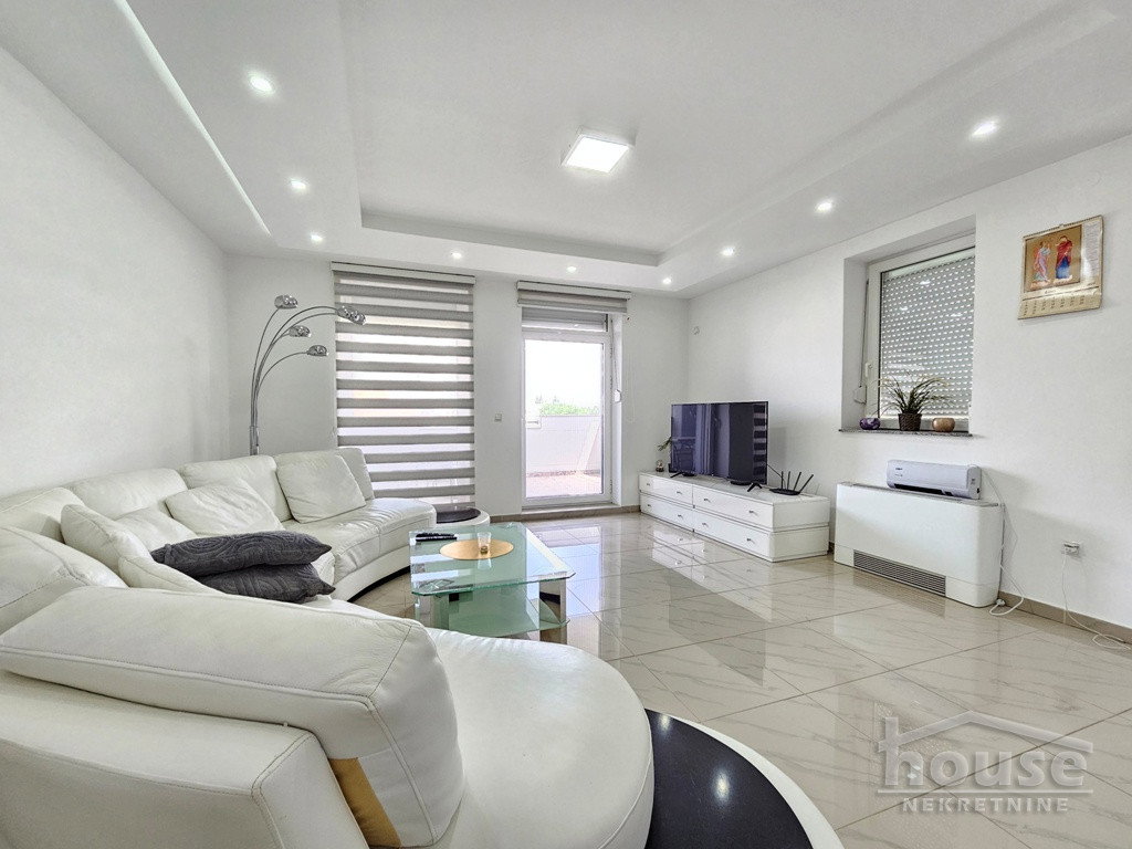 kuce-lipov-gaj-3046192-pachx Kuća na prodaju, Lipov Gaj, Novi Sad, 970m², 950.000 €