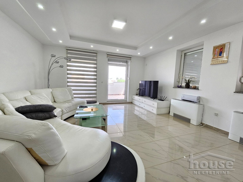 kuce-lipov-gaj-3046192-t2cbs Kuća na prodaju, Lipov Gaj, Novi Sad, 970m², 950.000 €