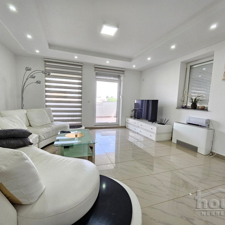 Kuća na prodaju, Lipov Gaj, Novi Sad, 970m², 950.000 €