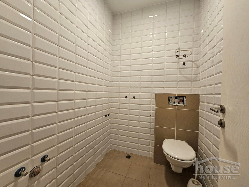 kuce-lipov-gaj-3046192-xteri Kuća na prodaju, Lipov Gaj, Novi Sad, 970m², 950.000 €