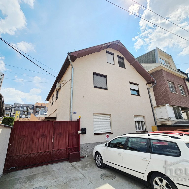 Kuća Prodaja Novi Sad  395 m2