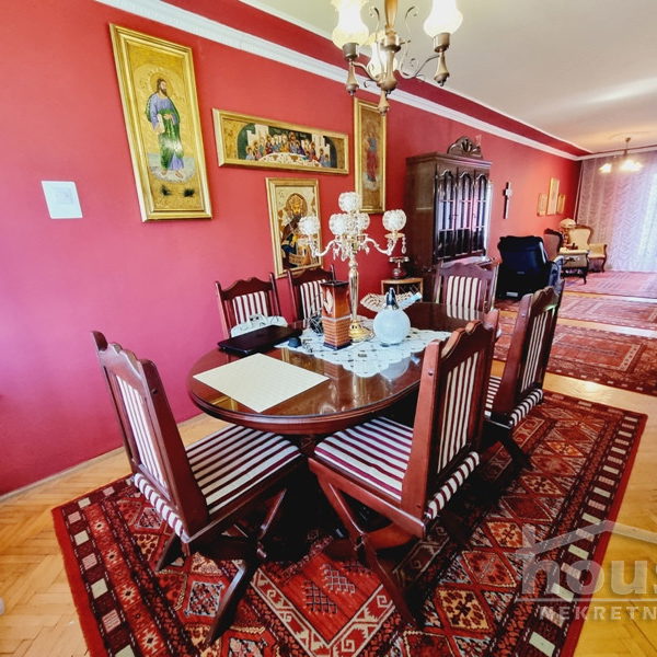 Kuća Prodaja Novi Sad  240 m2