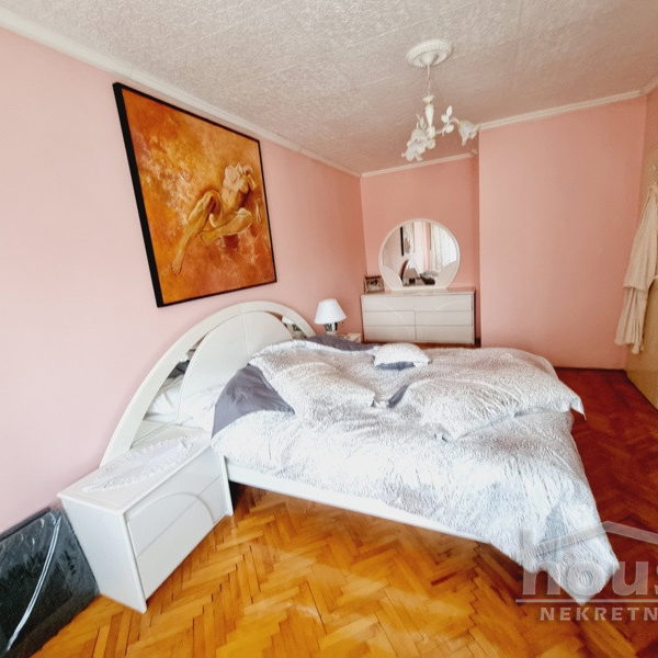 Kuća Prodaja Novi Sad  240 m2