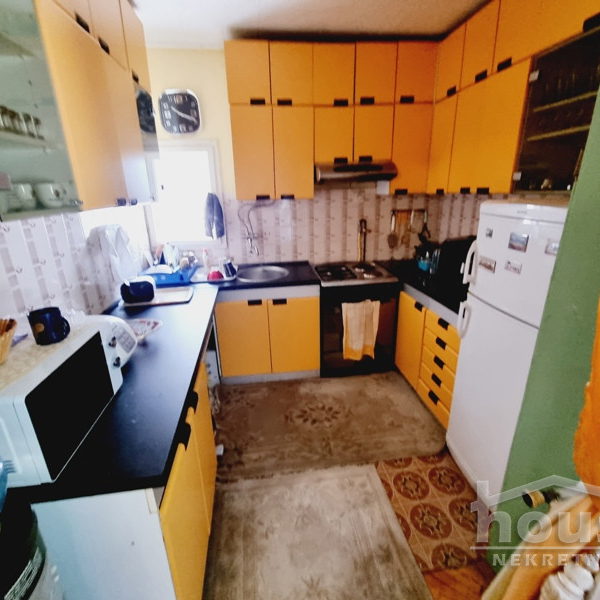 Kuća na prodaju, Petrovaradin, Novi Sad, 240m², 360.500 €