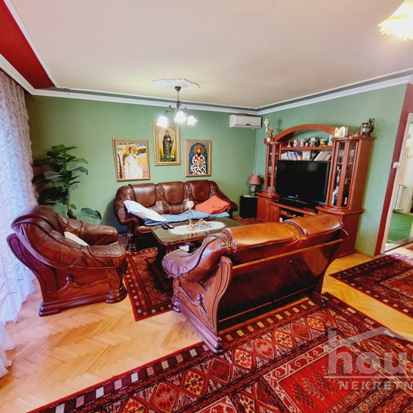 Kuća Prodaja Novi Sad  240 m2