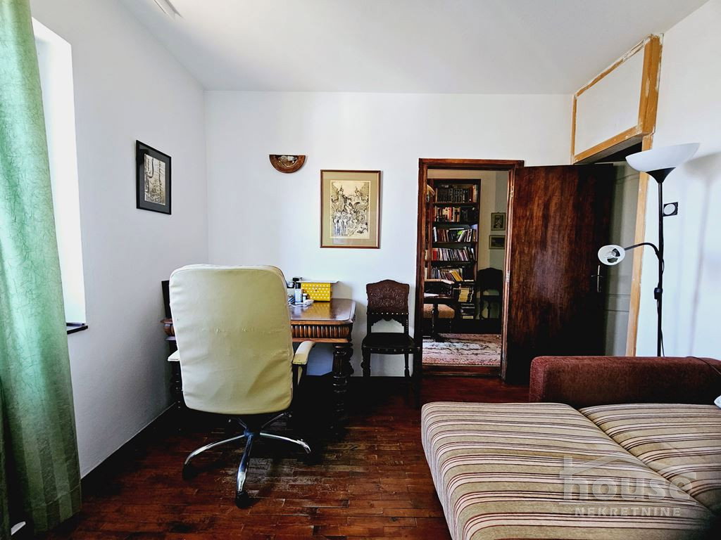 kuce-petrovaradin-3046080-0b9hn Kuća na prodaju, Petrovaradin, Novi Sad, 264m², 290.000 €