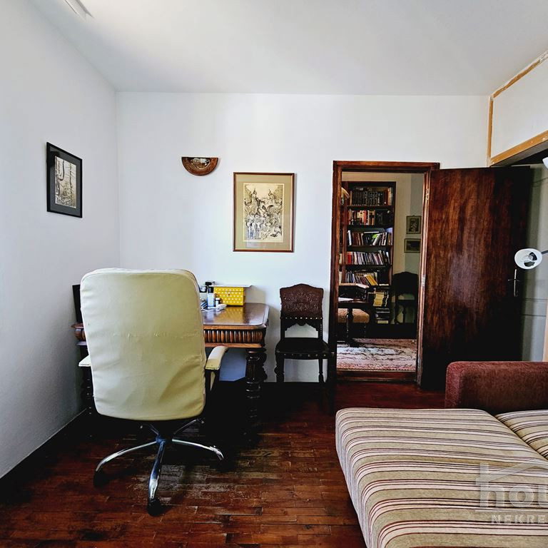 Kuća na prodaju, Petrovaradin, Novi Sad, 264m², 290.000 €