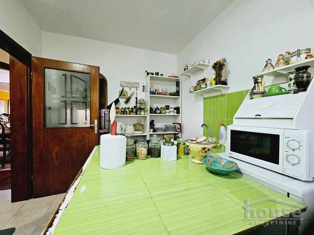 kuce-petrovaradin-3046080-1ehqw Kuća na prodaju, Petrovaradin, Novi Sad, 264m², 290.000 €