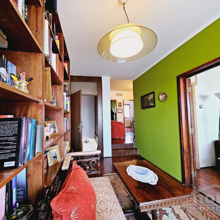 Kuća na prodaju, Petrovaradin, Novi Sad, 264m², 290.000 €