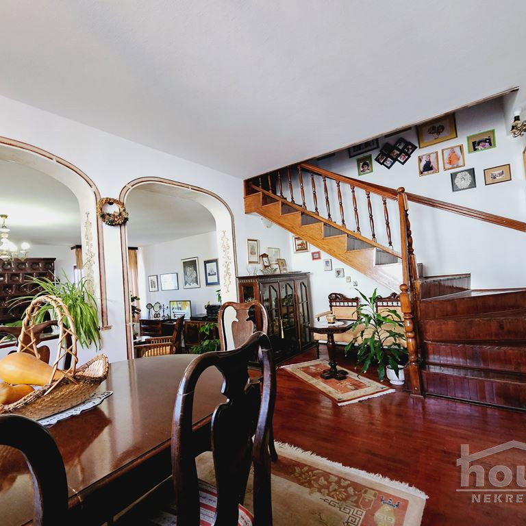 Kuća na prodaju, Petrovaradin, Novi Sad, 264m², 290.000 €