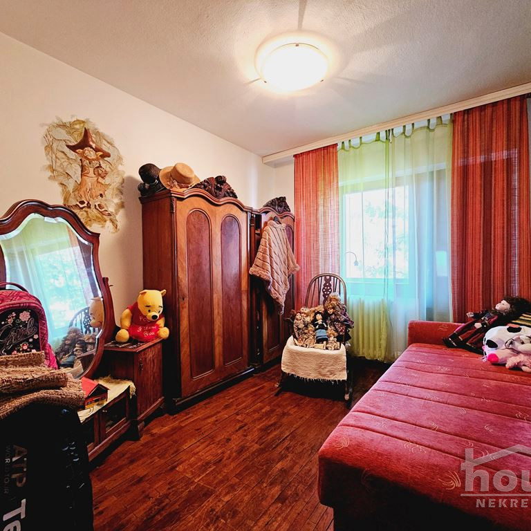 Kuća na prodaju, Petrovaradin, Novi Sad, 264m², 290.000 €