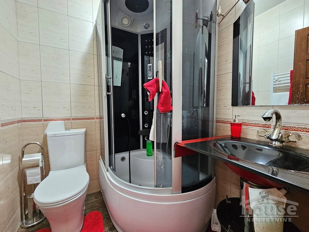kuce-popovica-3046280-dymv1 Kuća na prodaju, Popovica, Novi Sad, 388m², 1. sprat, 750.000 €