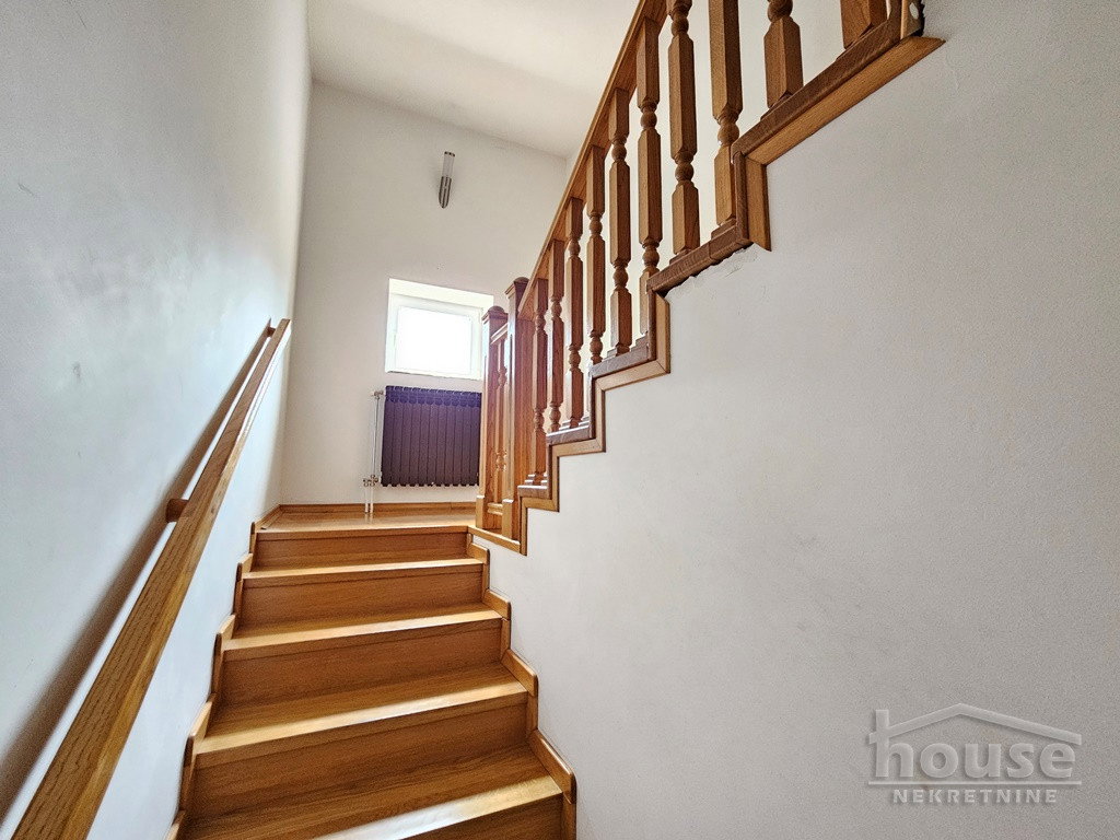 kuce-popovica-3046280-m6ch3 Kuća na prodaju, Popovica, Novi Sad, 388m², 1. sprat, 750.000 €