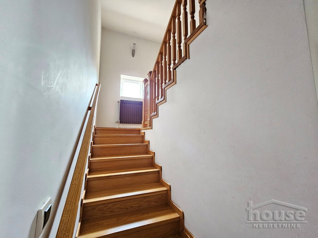 kuce-popovica-3046280-u9rdq Kuća na prodaju, Popovica, Novi Sad, 388m², 1. sprat, 750.000 €