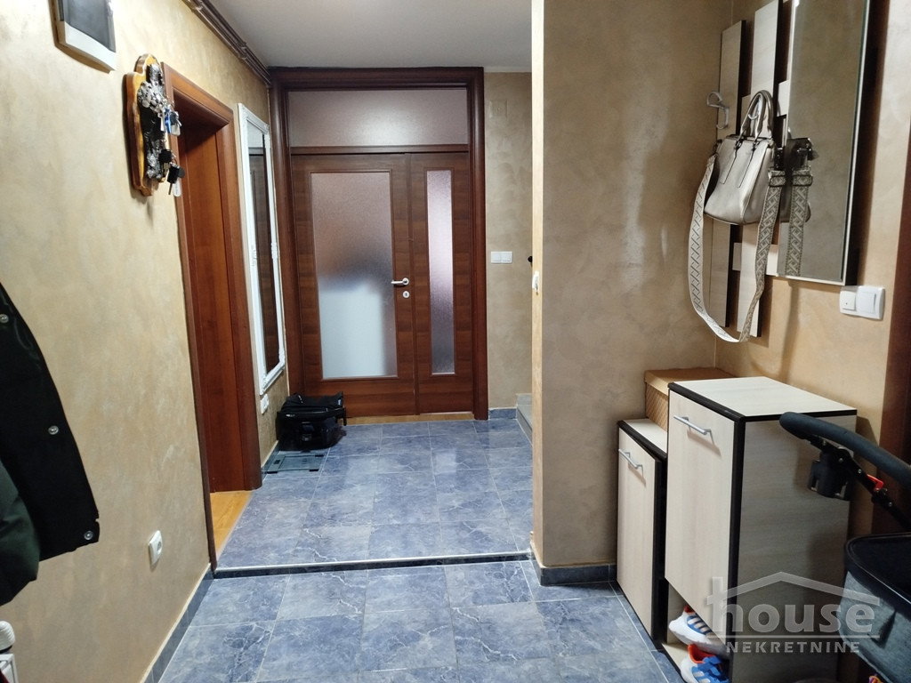 kuce-rumenaCki-put-3046520-4naat Kuća na prodaju, Sajlovo, Novi Sad, 181m², 1. sprat, 216.500 €