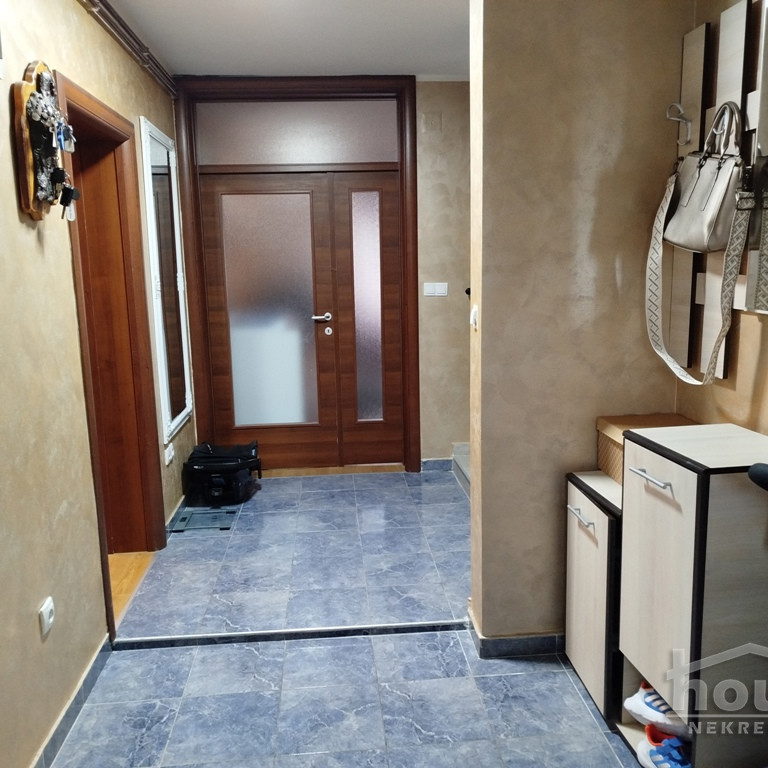 Kuća na prodaju, Sajlovo, Novi Sad, 181m², 1. sprat, 216.500 €