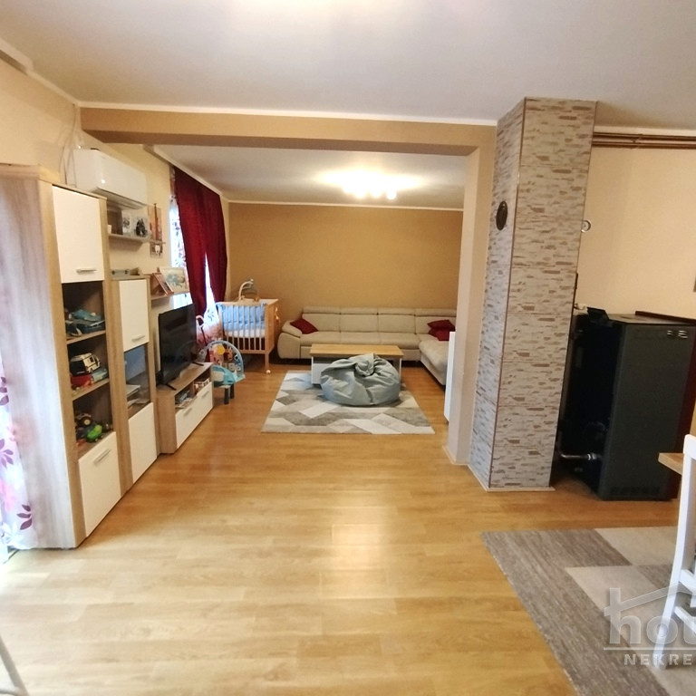 Kuća Prodaja Novi Sad  181 m2