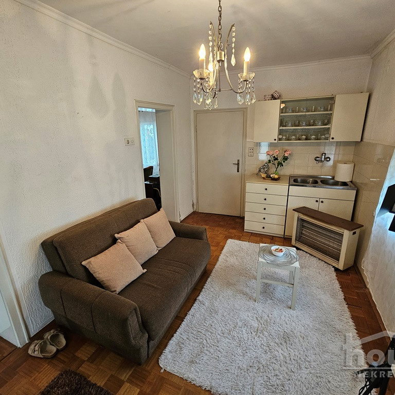 Kuća Prodaja Novi Sad  172 m2