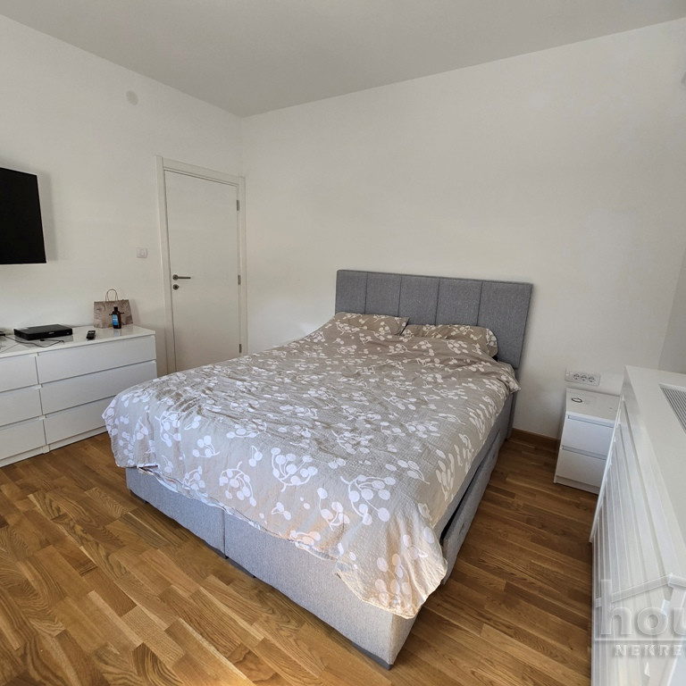 Kuća Prodaja Novi Sad  266 m2