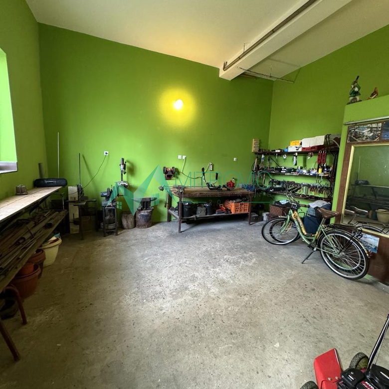 Kuća na prodaju, Sremski Karlovci, 114m², 257.500 €