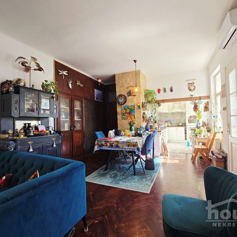 Kuća na prodaju, Sremski Karlovci, 200m², 800.000 €