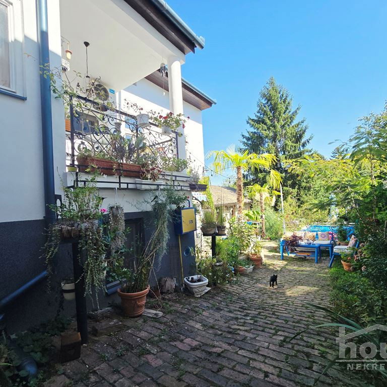 Kuća Prodaja Novi Sad  200 m2