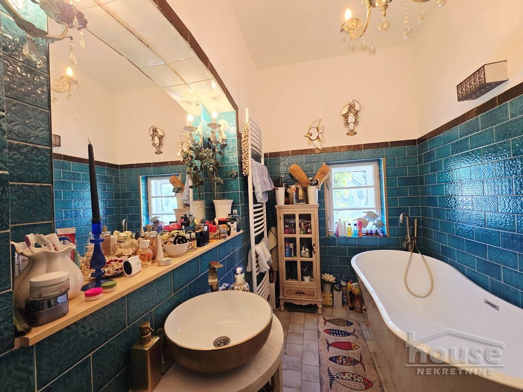 kuce-sremski-karlovci-3046729-nfyfj Kuća na prodaju, Sremski Karlovci, 200m², 800.000 €