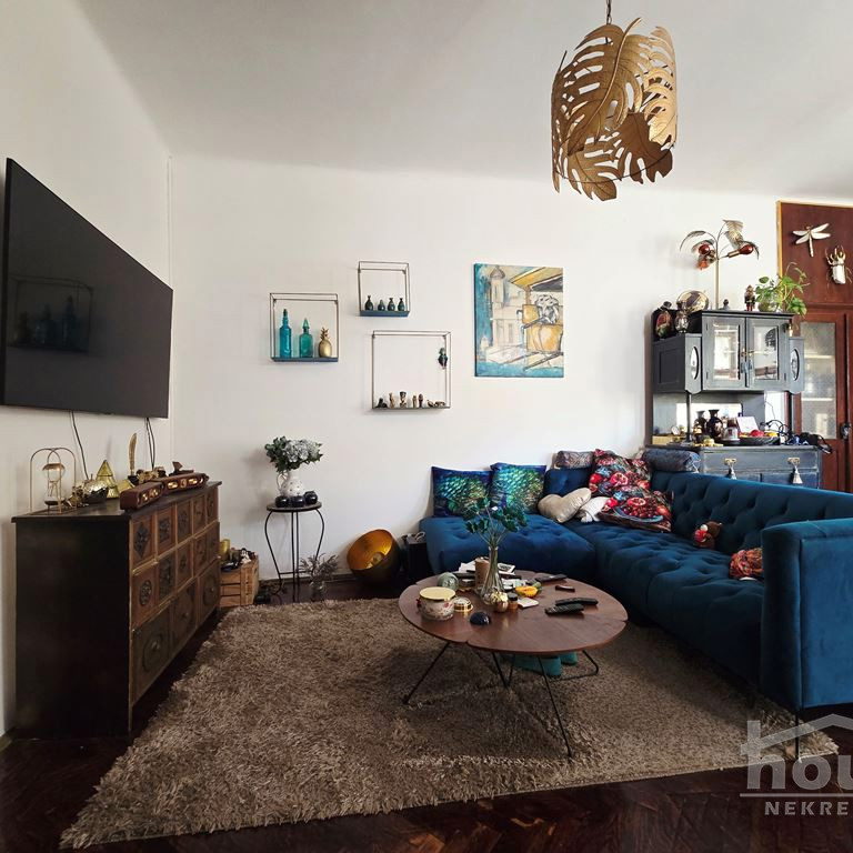 Kuća na prodaju, Sremski Karlovci, 200m², 800.000 €