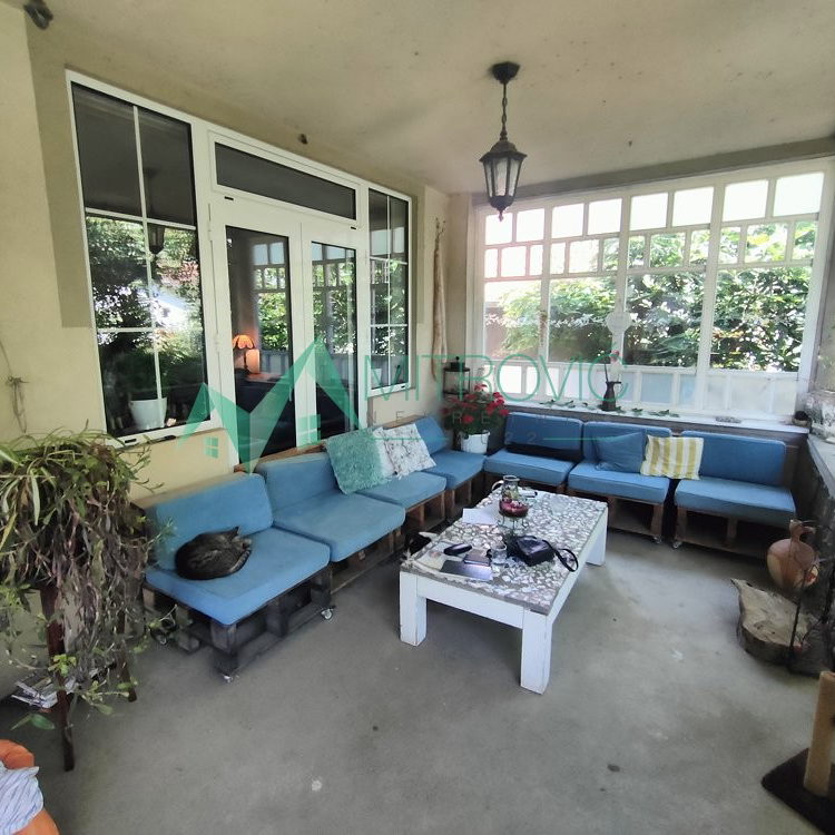 Kuća na prodaju, Stari Banovci, Stara Pazova, 260m², 360.500 €
