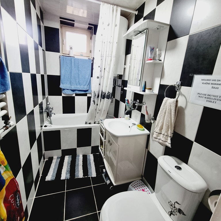 Kuća na prodaju, Ledinci, Novi Sad, 180m², 226.600 €