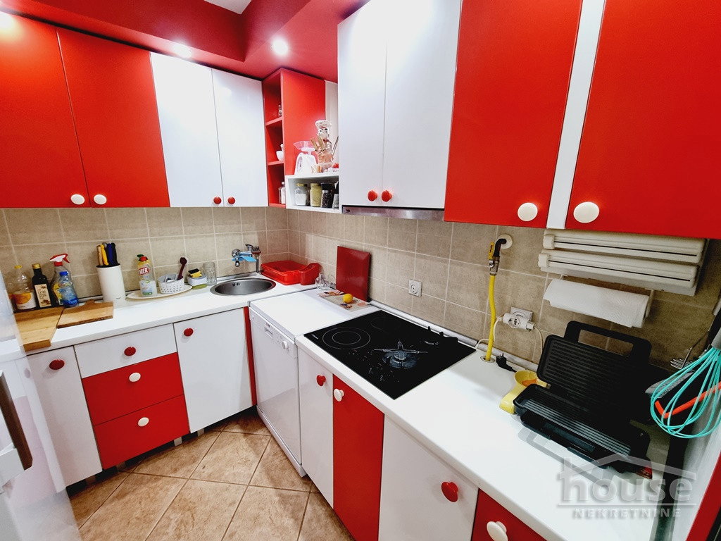kuce-stari-ledinci-3046540-ce75w Kuća na prodaju, Ledinci, Novi Sad, 180m², 226.600 €