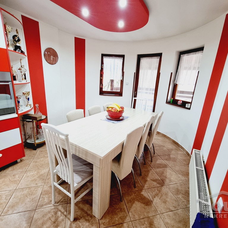 Kuća na prodaju, Ledinci, Novi Sad, 180m², 226.600 €