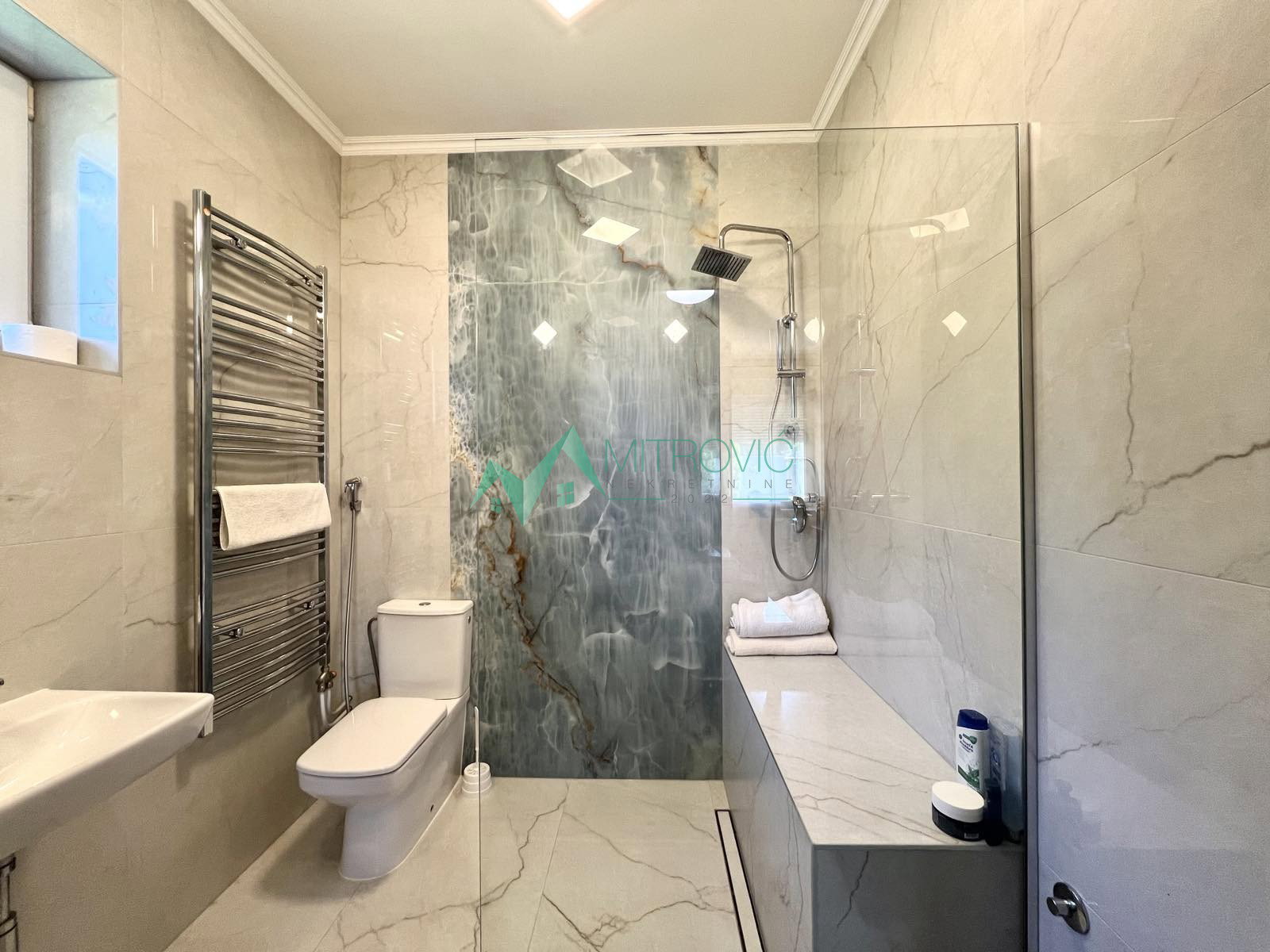 Kuća na prodaju, Stepanovićevo, Novi Sad, 221m², 249.000 €