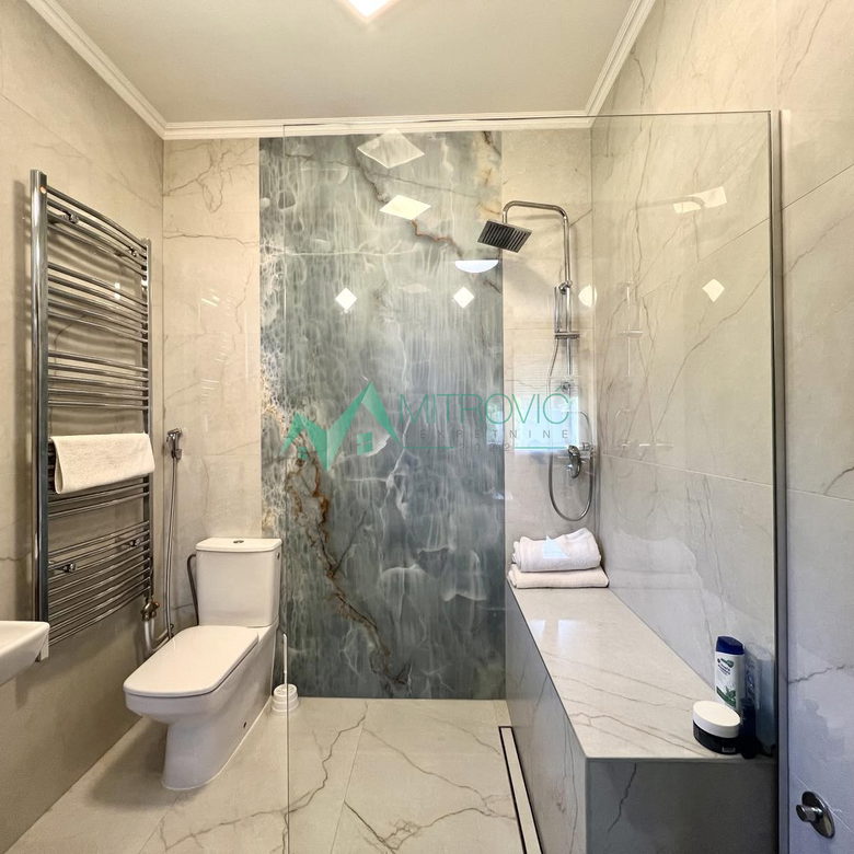 Kuća na prodaju, Stepanovićevo, Novi Sad, 221m², 249.000 €