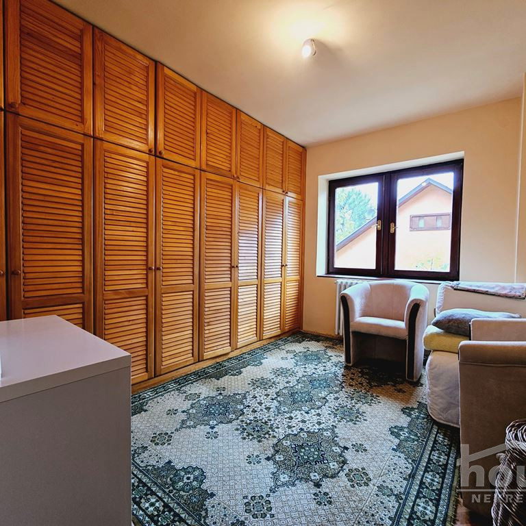 Kuća na prodaju, Tatarsko Brdo, Novi Sad, 210m², 1. sprat, 470.000 €
