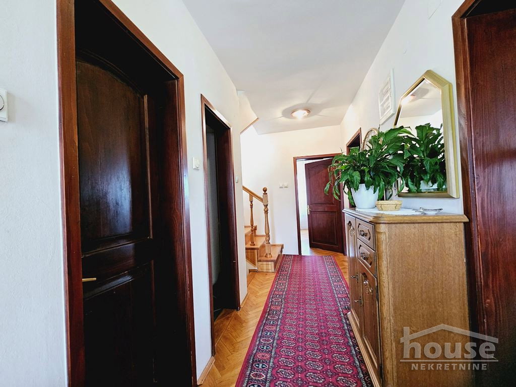 Kuća na prodaju, Tatarsko Brdo, Novi Sad, 210m², 1. sprat, 470.000 €