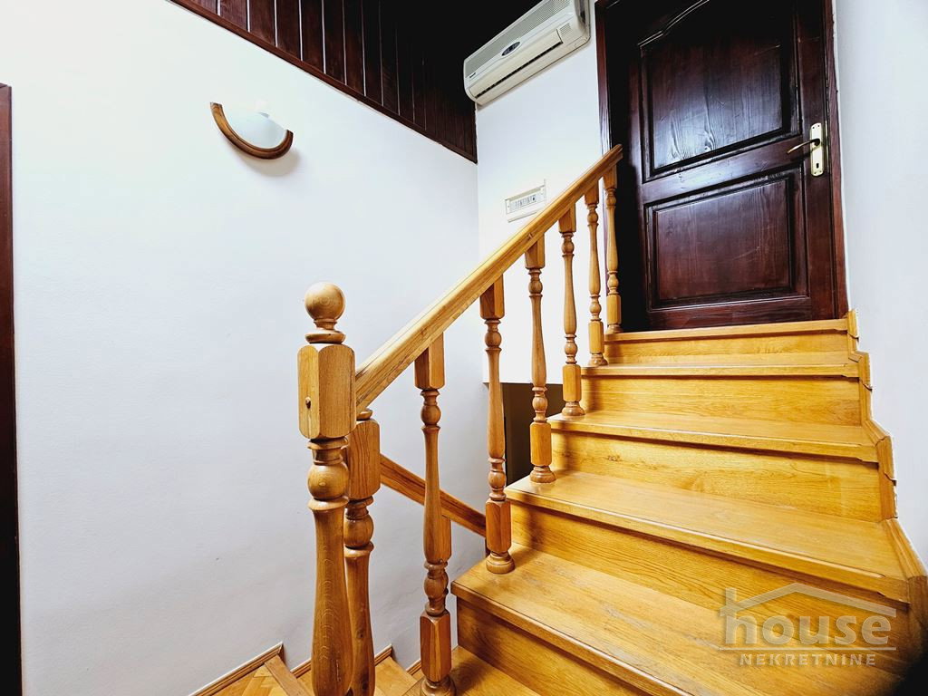 Kuća na prodaju, Tatarsko Brdo, Novi Sad, 210m², 1. sprat, 470.000 €