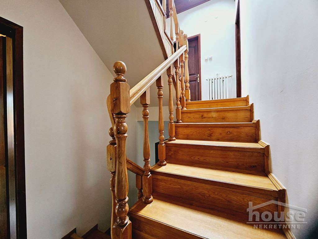 Kuća na prodaju, Tatarsko Brdo, Novi Sad, 210m², 1. sprat, 470.000 €
