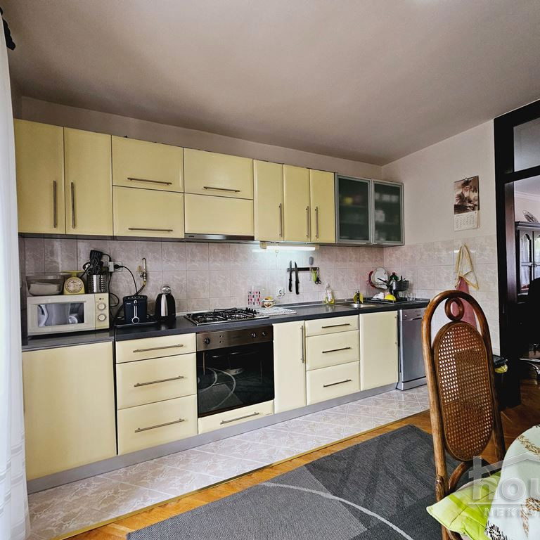 Kuća Prodaja Novi Sad  210 m2