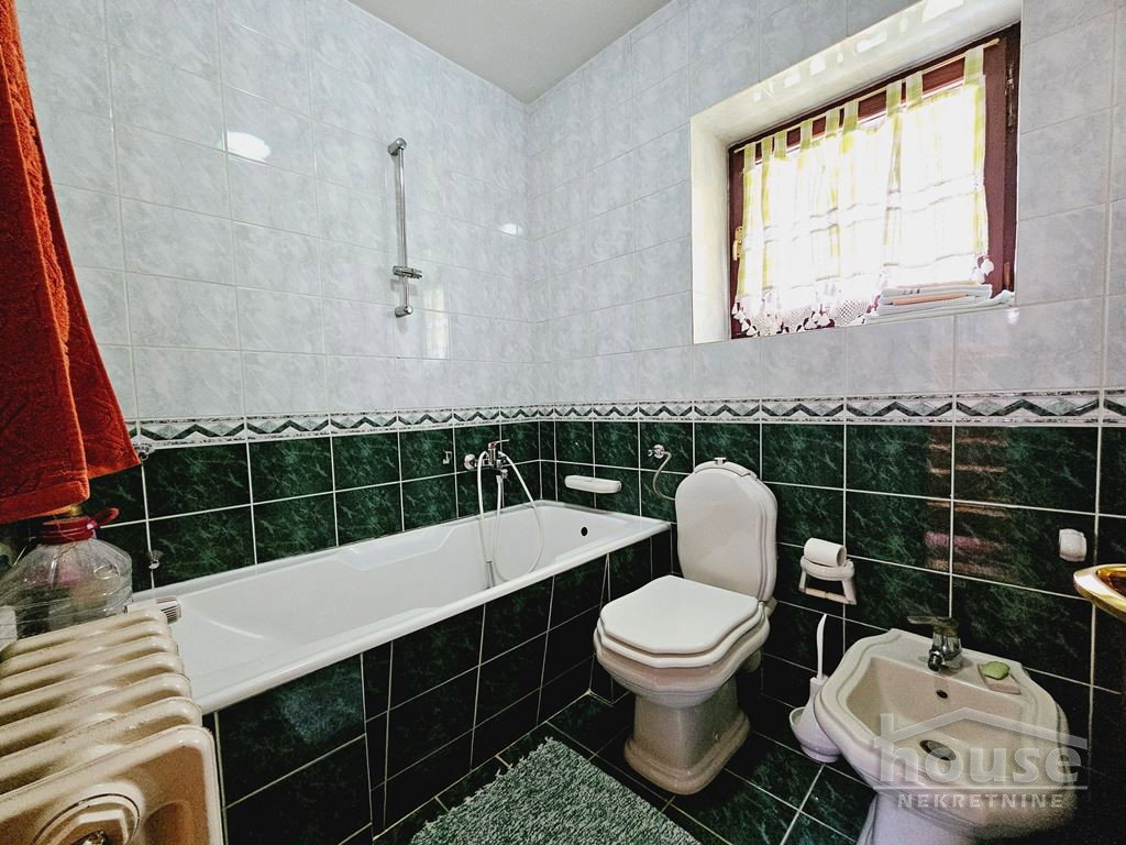 Kuća na prodaju, Tatarsko Brdo, Novi Sad, 210m², 1. sprat, 470.000 €