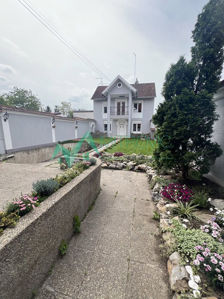 Kuća Prodaja Novi Sad  435 m2
