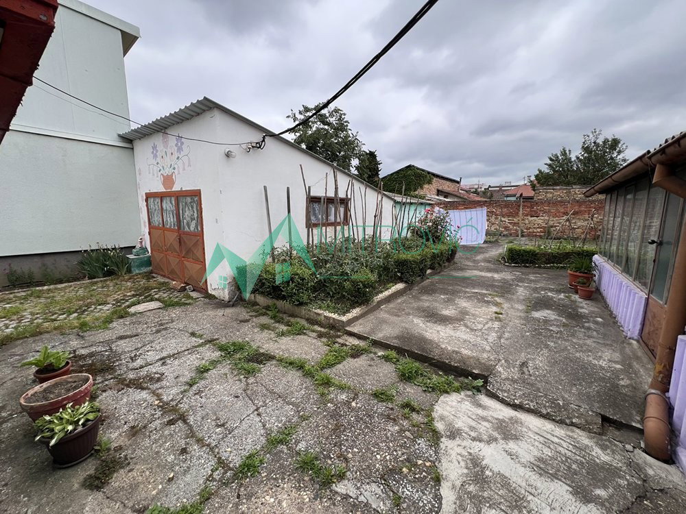 Kuća na prodaju, Telep, Novi Sad, 234m², 355.350 €