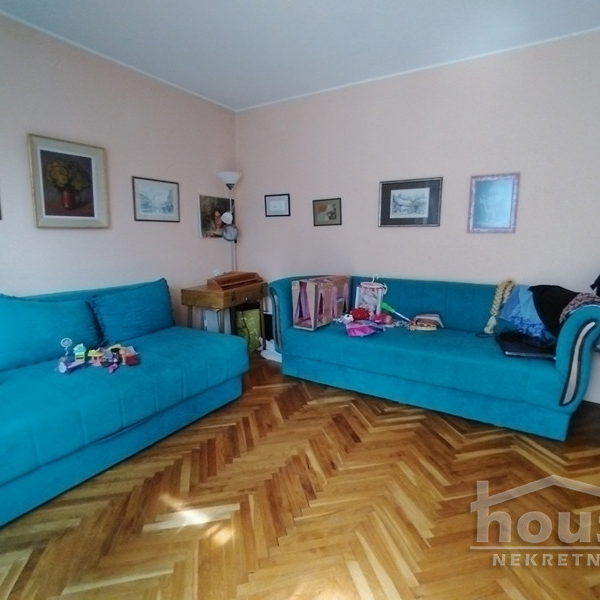 Kuća Prodaja Novi Sad  300 m2