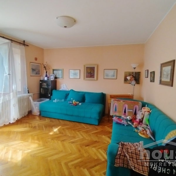 Kuća Prodaja Novi Sad  300 m2