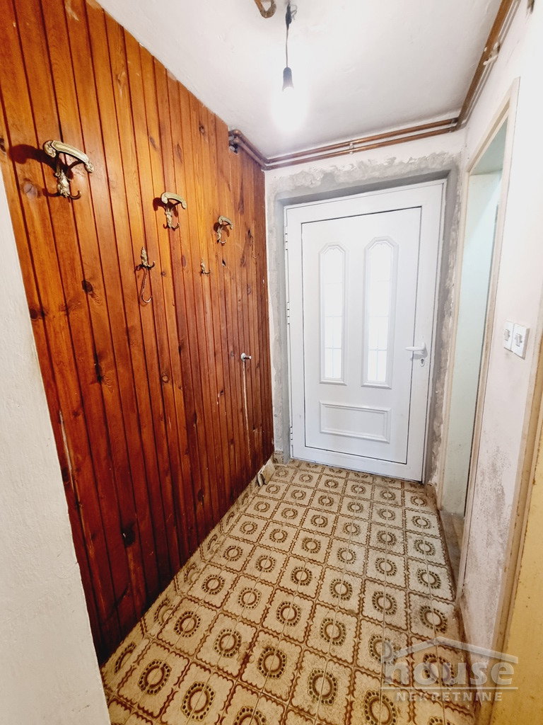 kuce-torine-3046485-9kxso Kuća na prodaju, Torine, Novi Sad, 150m², 150.000 €
